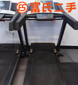 家用跑步机  2400元