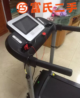 智能跑步机-液晶触摸显示屏  800元