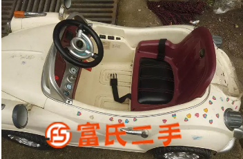 儿童汽车  160元