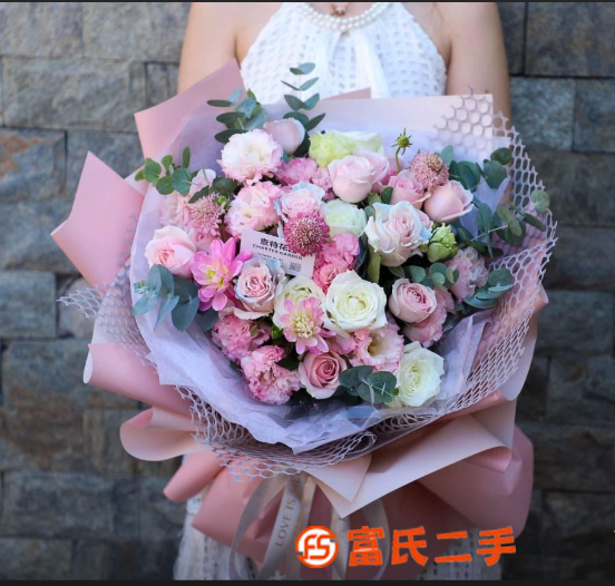 专业鲜花预定 手捧花 婚车鲜花装饰气球装饰 花蓝