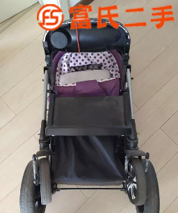 出售婴儿车  150元