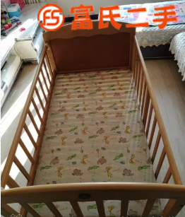 实木大婴儿床  150元