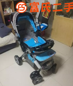 婴儿推车  120元