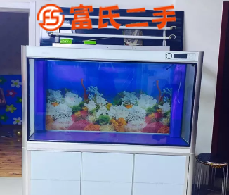 出售8成新鱼缸水族箱  2688元