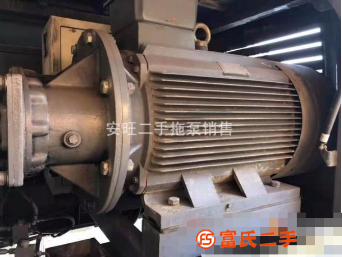 出售一台三一80C1818电拖泵160kw