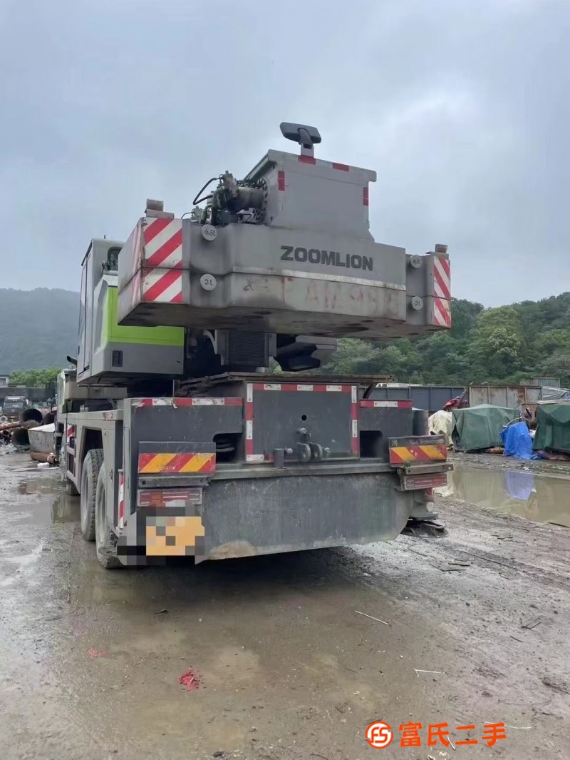 Zhejiang to see the car, Zhonglian in May 2020 55h5 tons, 11.5 tons of counterweight.