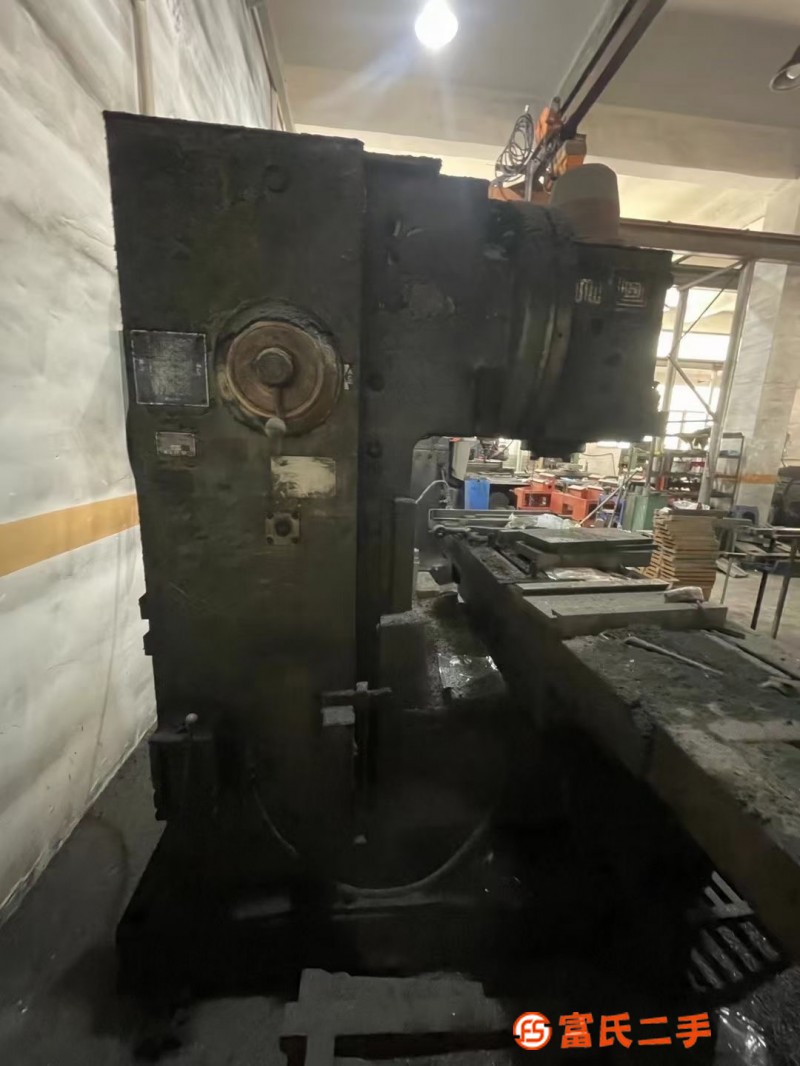 Milling machine imported from Germany, working table 450 * 130, in-place transfer 13575892985