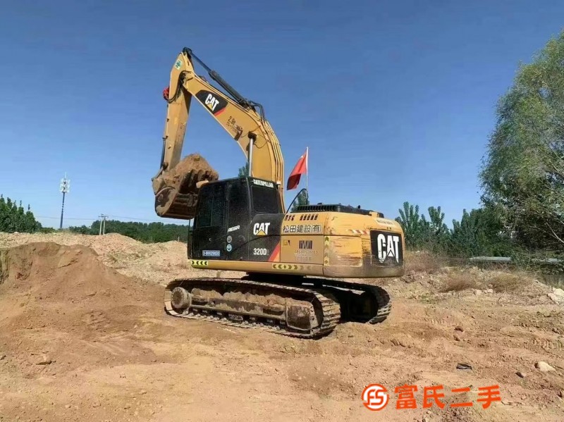 The original imported Carter 320D2, the original car bucket, the earthmoving truck, the action is fa