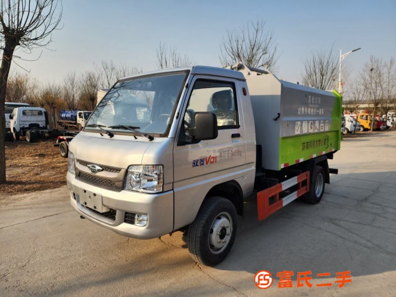 【 National VI 】 Several blue brand Foton bucket garbage trucks. In January 23, the Foton Yuling 5-si