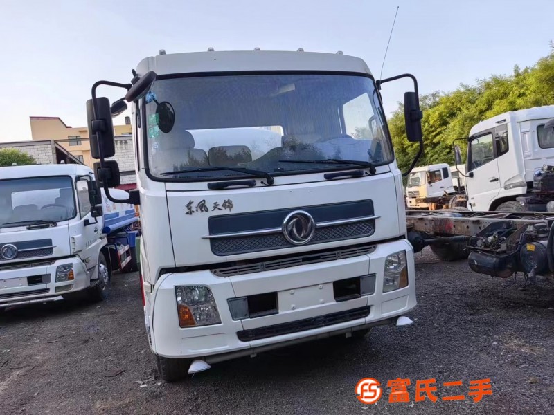 Dongfeng Tianjin 185 chassis! Do you have anything you want! We can customize sanitation vehicles su