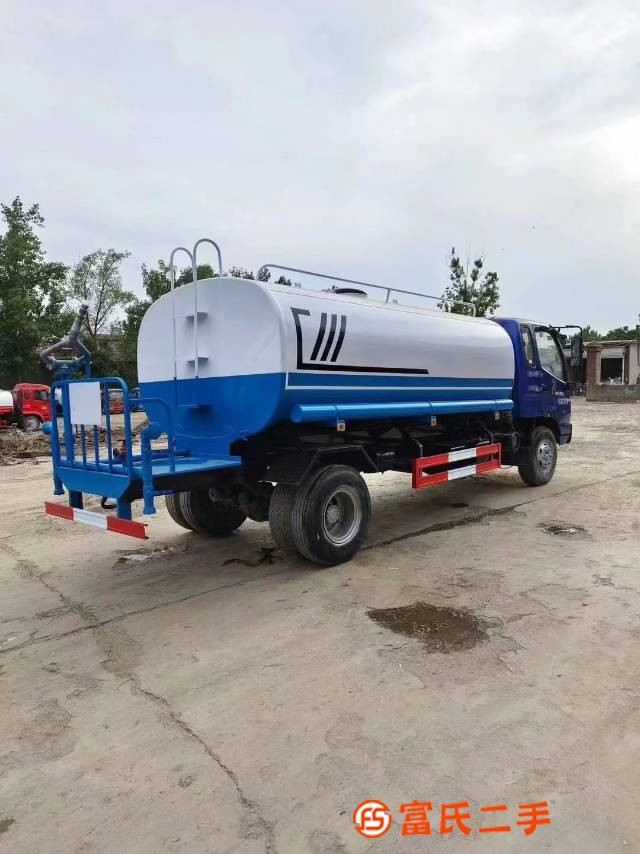 Just out of the workshop, a boutique second-hand Foton Aoling ten way sprinkler truck, with a Chaoch