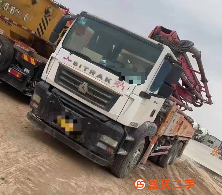 In 2014, during the construction of the 38 meter Shantou Deka project in China, the hydraulic oil wa