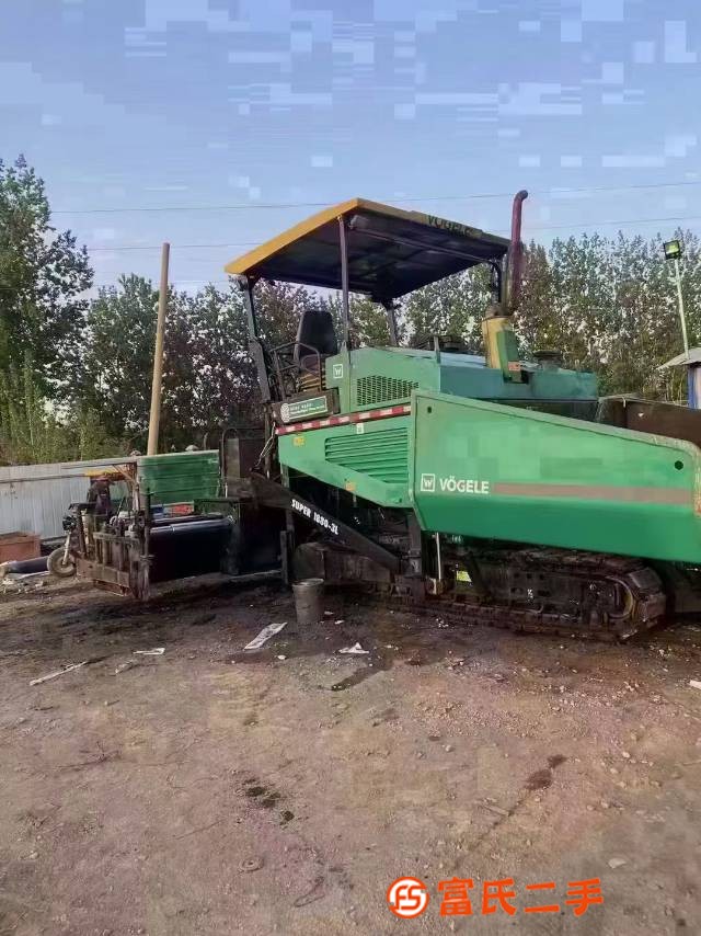 Selling for 15 years, the condition of the Sany C5 paver is good